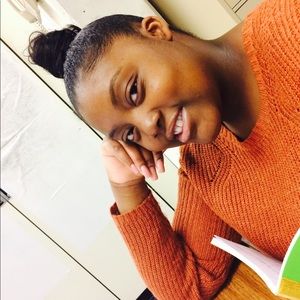 Meet your Posher, Damaya